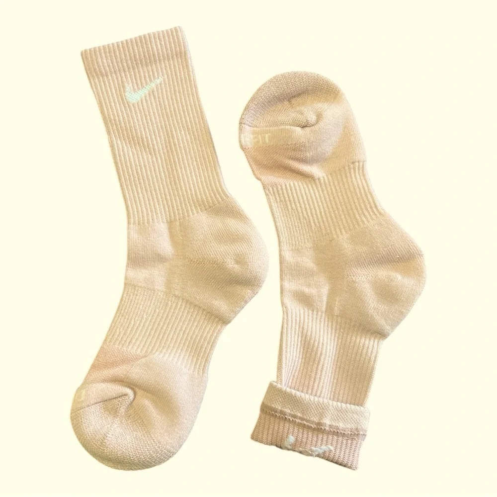 Nike Dri-FIT Crew Socks - Pink (1 Pair) Medium